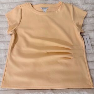 *NWT* Liz Claiborne  Short Sleeve Pleated Front Top-Apricot Sherbet. Sz. L